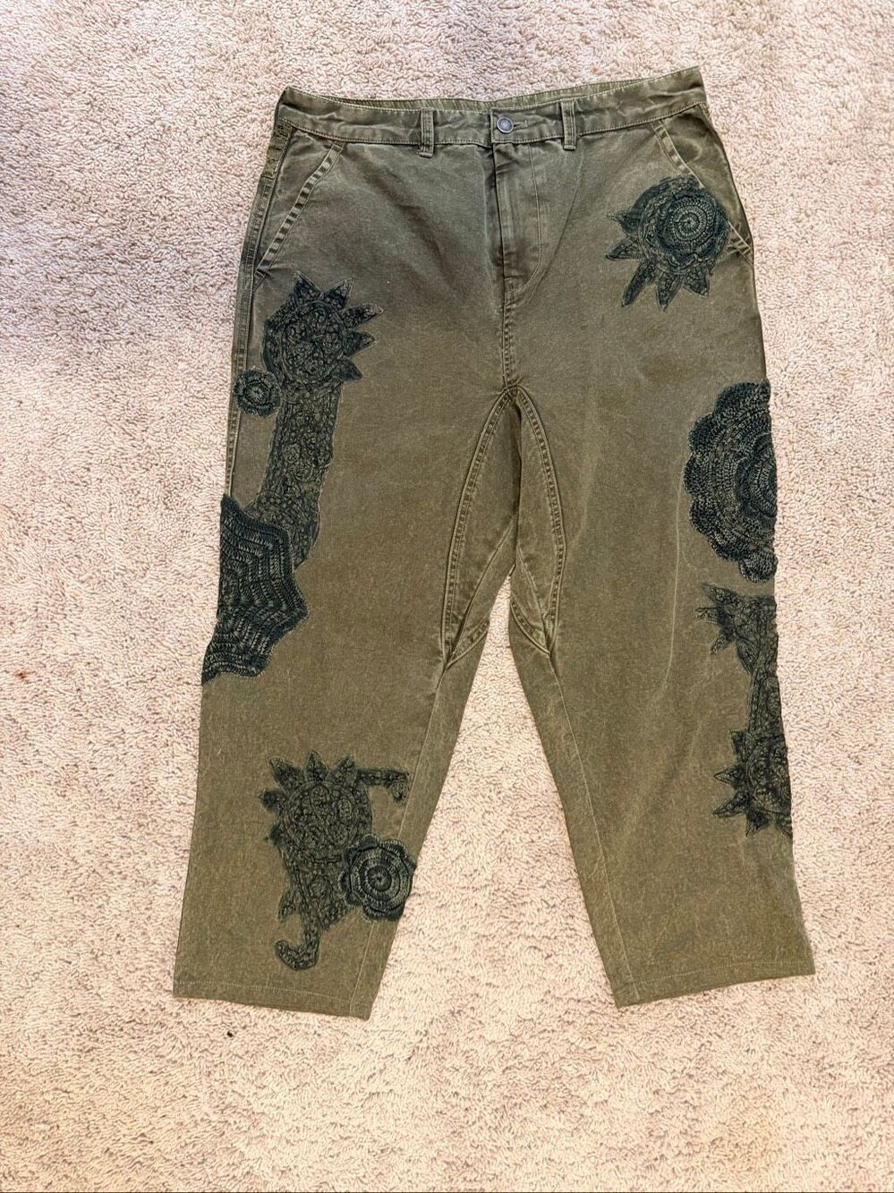 FREE PEOPLE We The Free Olive Green Lace Applique Wide Leg Pants Size Small NEW